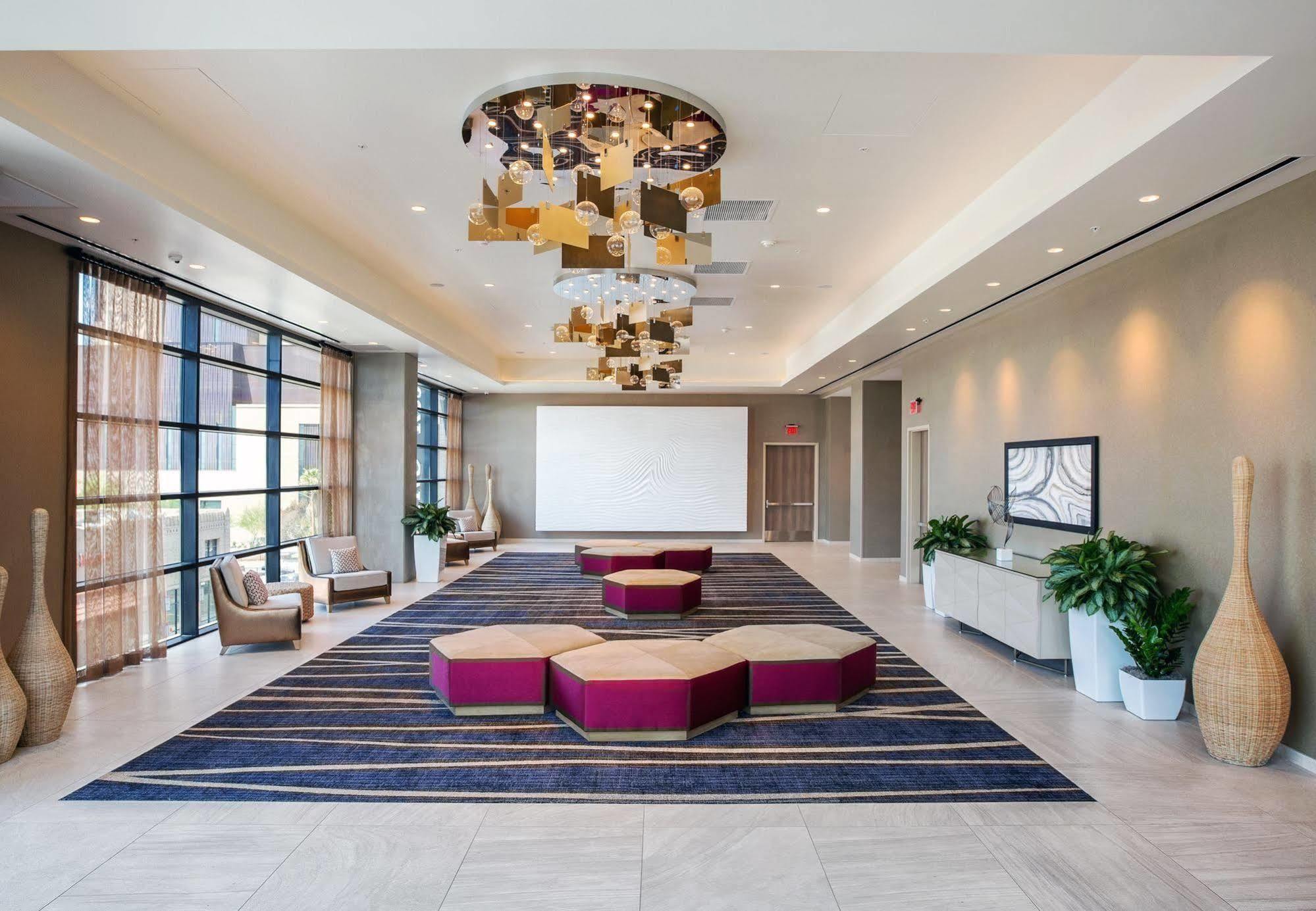 Residence Inn By Marriott Phoenix Downtown Zewnętrze zdjęcie