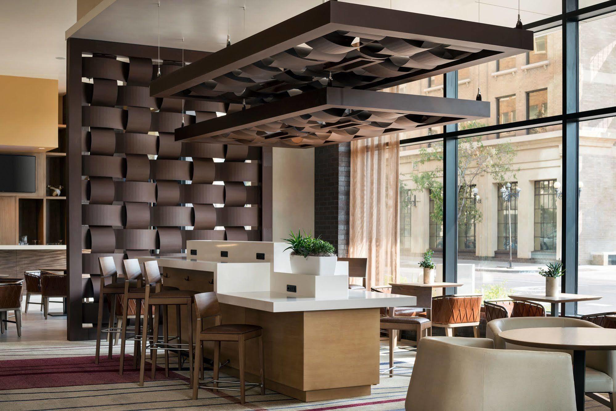 Residence Inn By Marriott Phoenix Downtown Zewnętrze zdjęcie